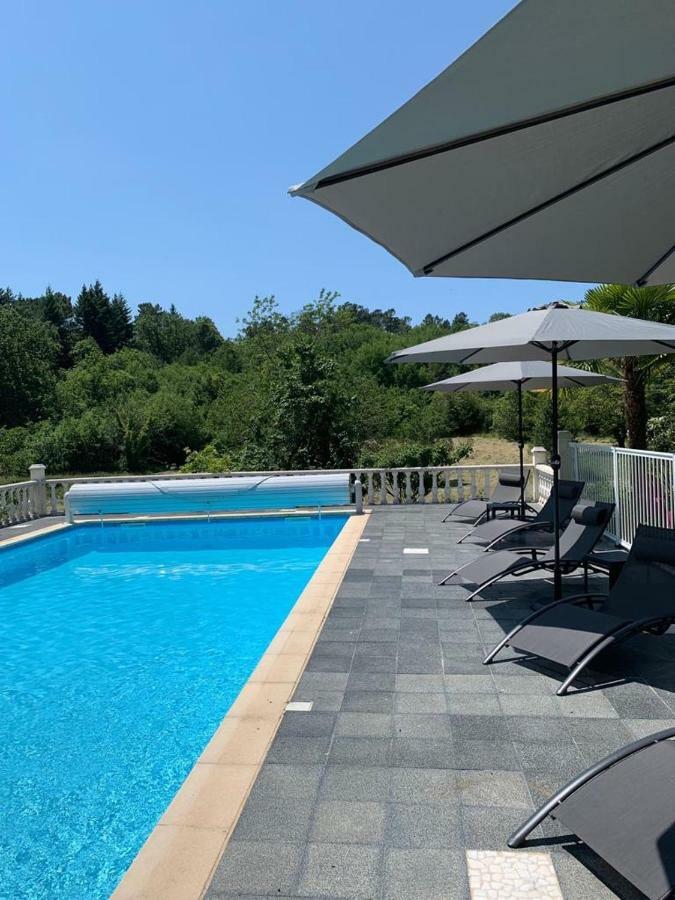 La Biche Au Bois Piscine Chauffee Jacuzzi Villa Cazals  Buitenkant foto